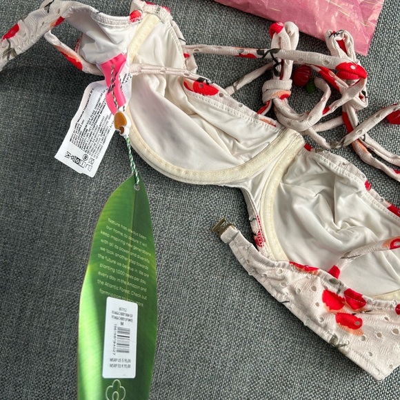 Farm Rio Pitanga Cherry Bikini Top Size M - Picture 10 of 11